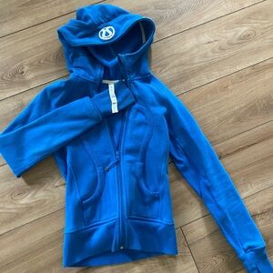 Lulu zip up!